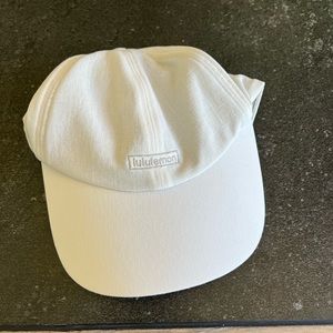 Women’s lululemon hat